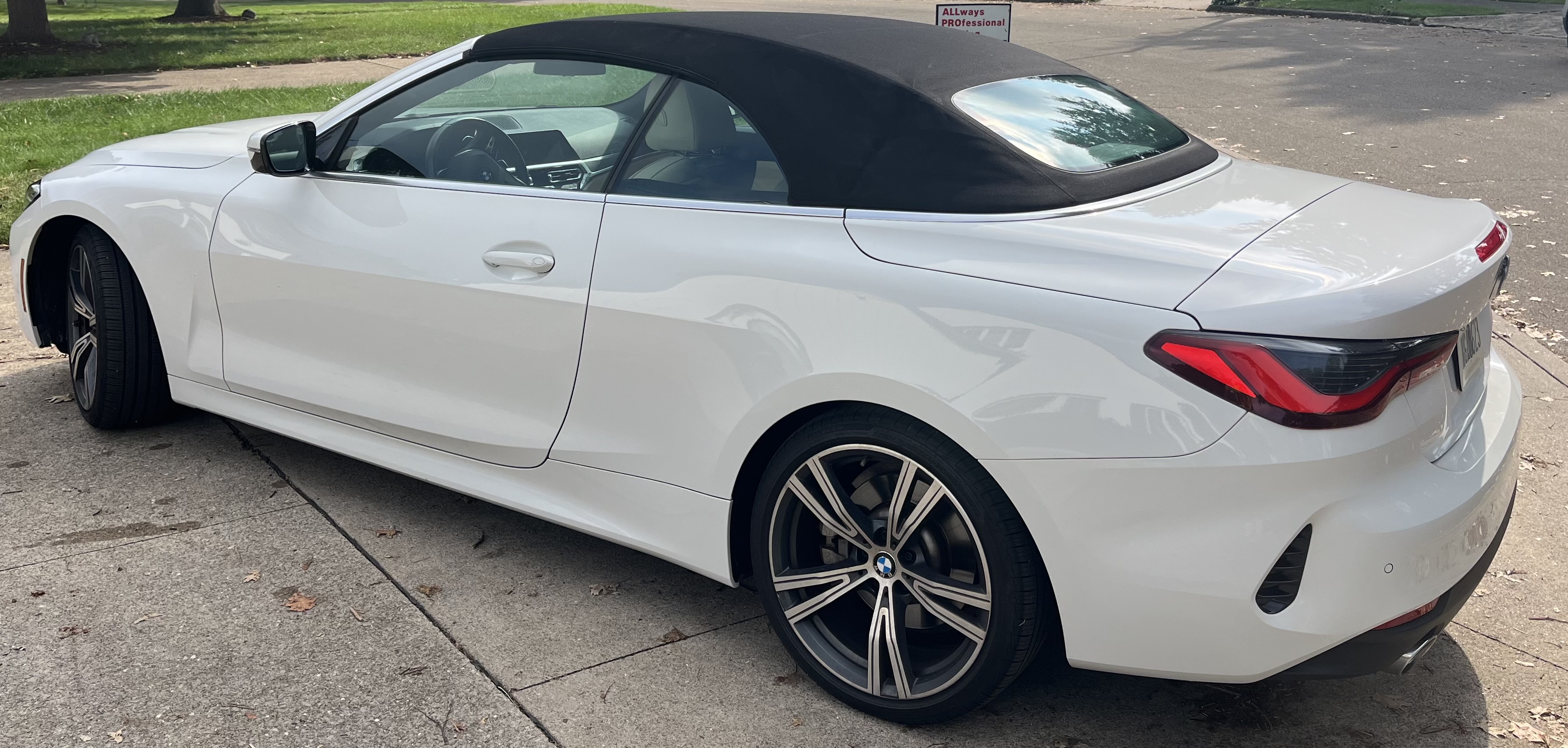 Used 2021 BMW 430i Convertible w/ Convenience Package RWD image 5