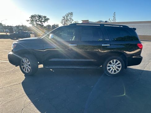 Used 2012 Toyota Sequoia Platinum image 5