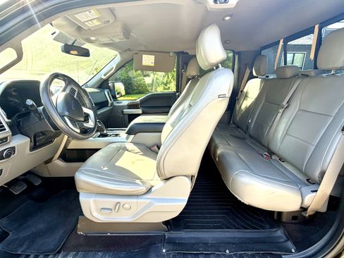 Used 2016 Ford F150 Lariat w/ Equipment Group 501A Mid AWD/4WD image 10