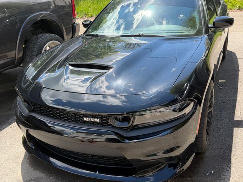 Used 2023 Dodge Charger Scat Pack w/ Daytona Edition Group RWD image 2