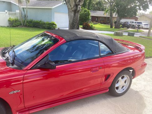 Used 1997 Ford Mustang GT image 4