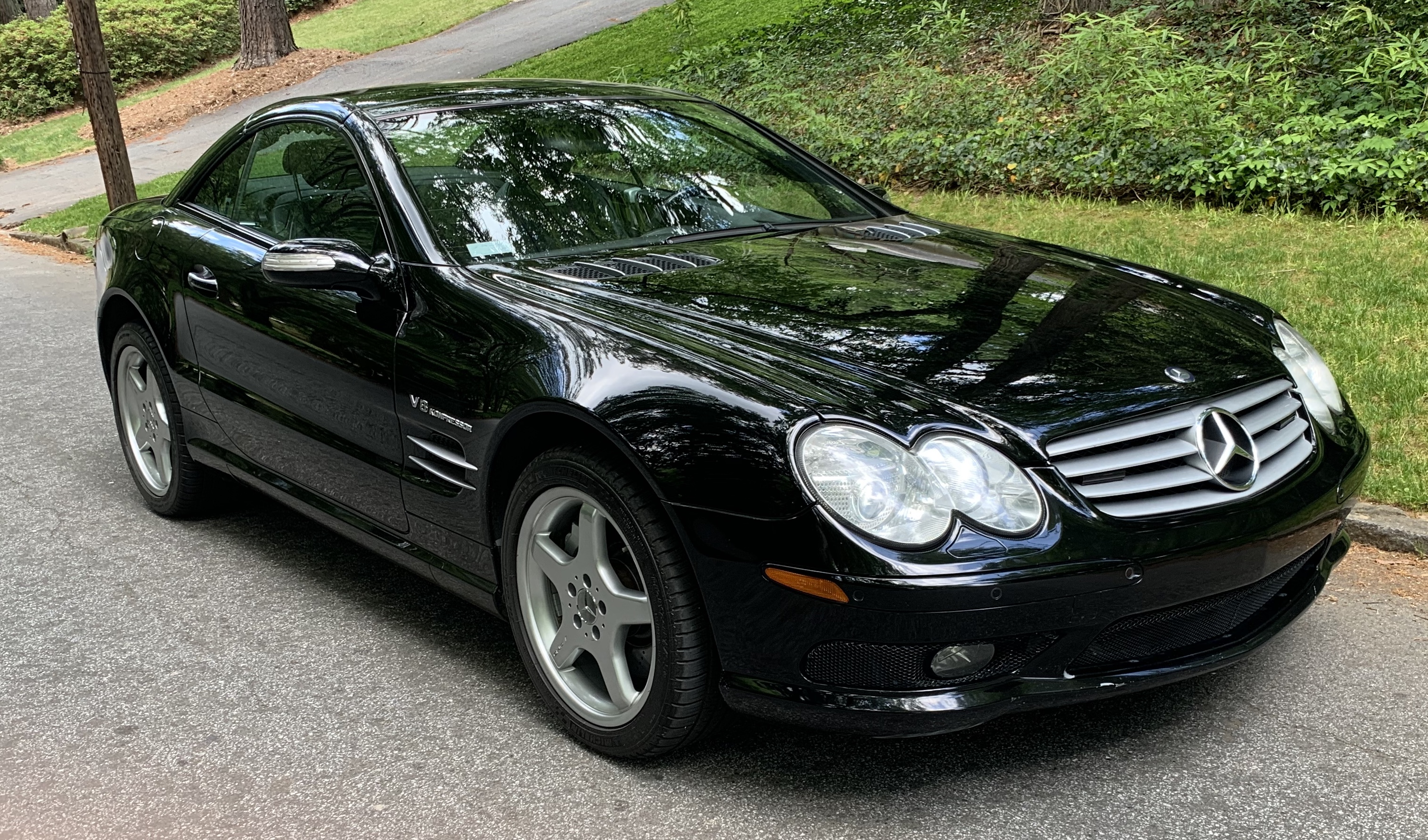 Used 2005 Mercedes-Benz SL 55 AMG image 2