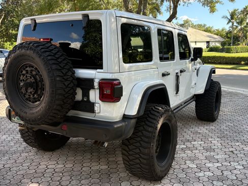Used 2023 Jeep Wrangler Unlimited Rubicon 392 w/ Xtreme Recon 35" Tire Package AWD/4WD image 5