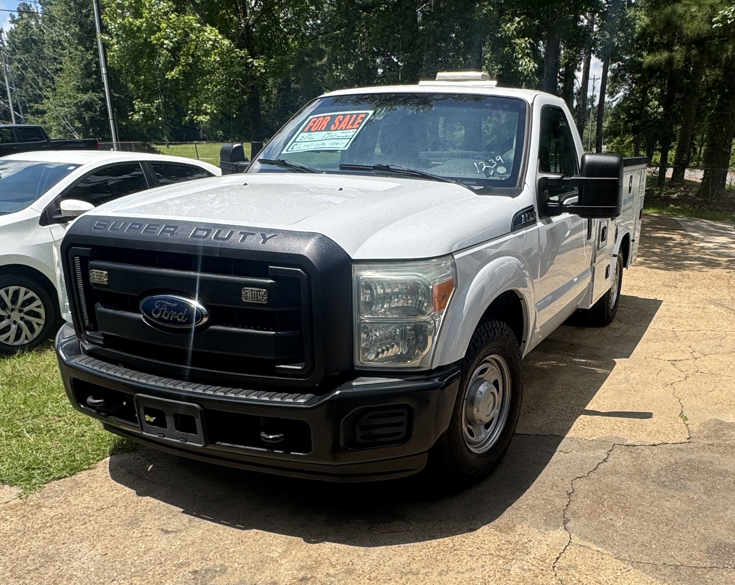 Used 2016 Ford F250 XL RWD image 4