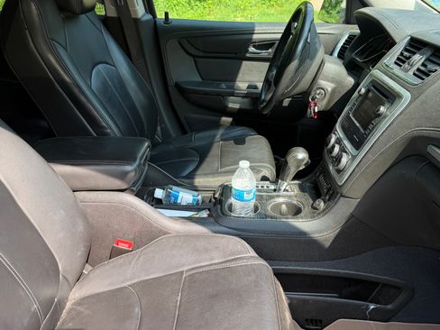 Used 2014 GMC Acadia SLT AWD/4WD image 5