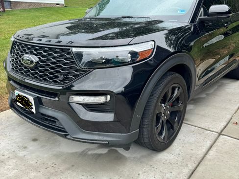 Used 2022 Ford Explorer ST w/ Equipment Group 401A AWD/4WD image 12