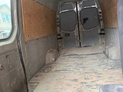 Used 2011 Mercedes-Benz Sprinter 2500 image 7