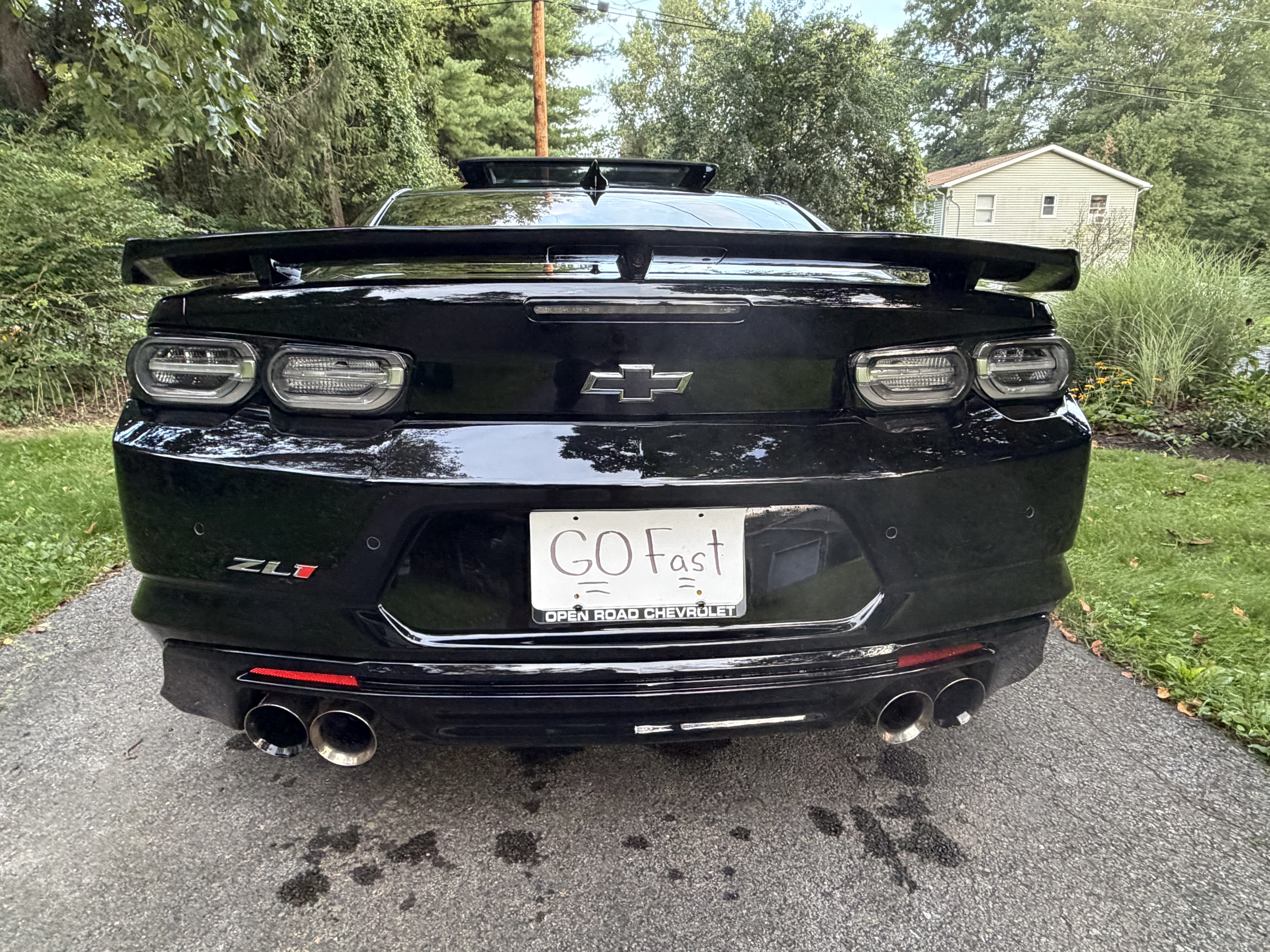 Used 2019 Chevrolet Camaro ZL1 RWD image 9