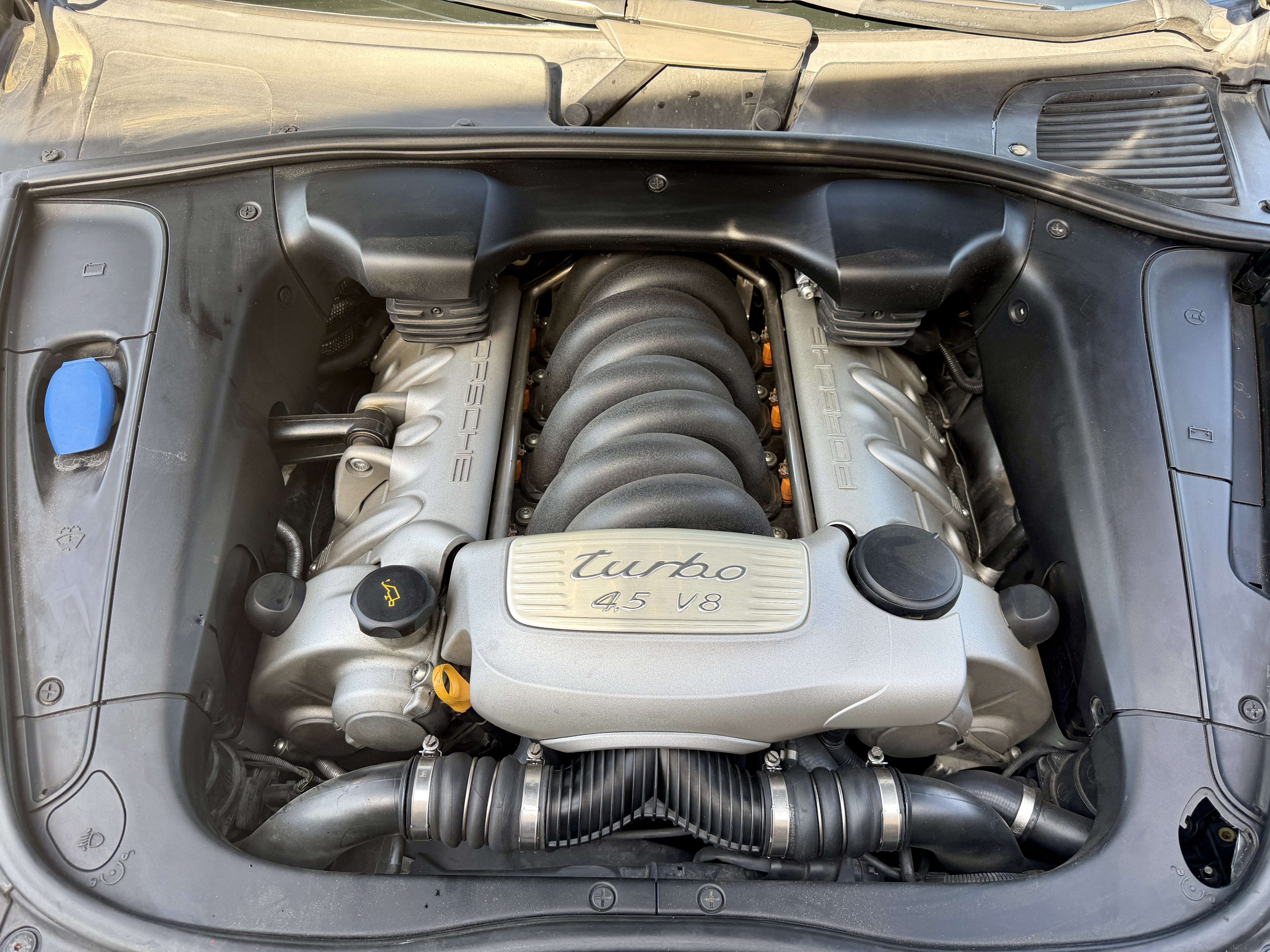 Used 2005 Porsche Cayenne Turbo AWD/4WD image 17