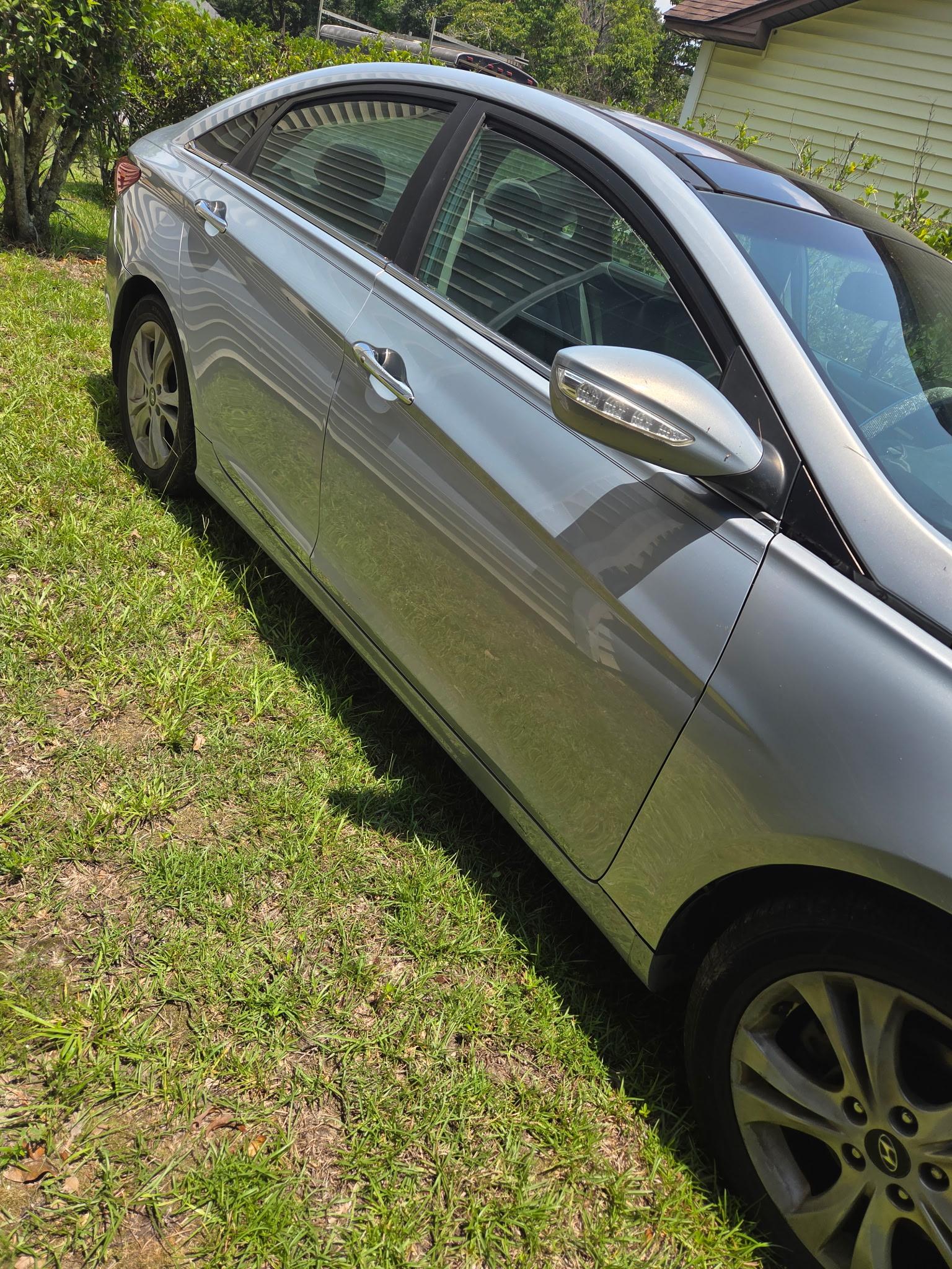 Used 2013 Hyundai Sonata Limited w/ Premium Pkg FWD image 4