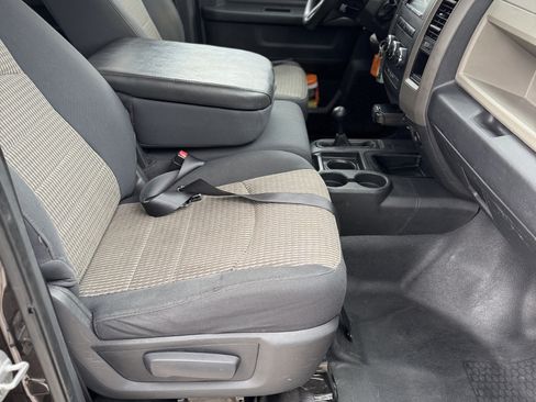 Used 2011 RAM 2500 ST w/ ST Popular Equipment Group image 10