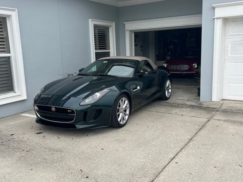 Used 2016 Jaguar F-TYPE S image 6