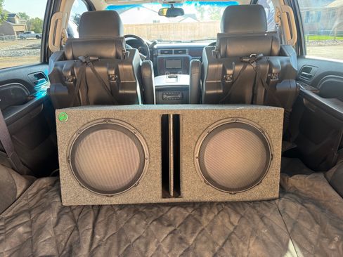 Used 2012 GMC Yukon Denali image 12