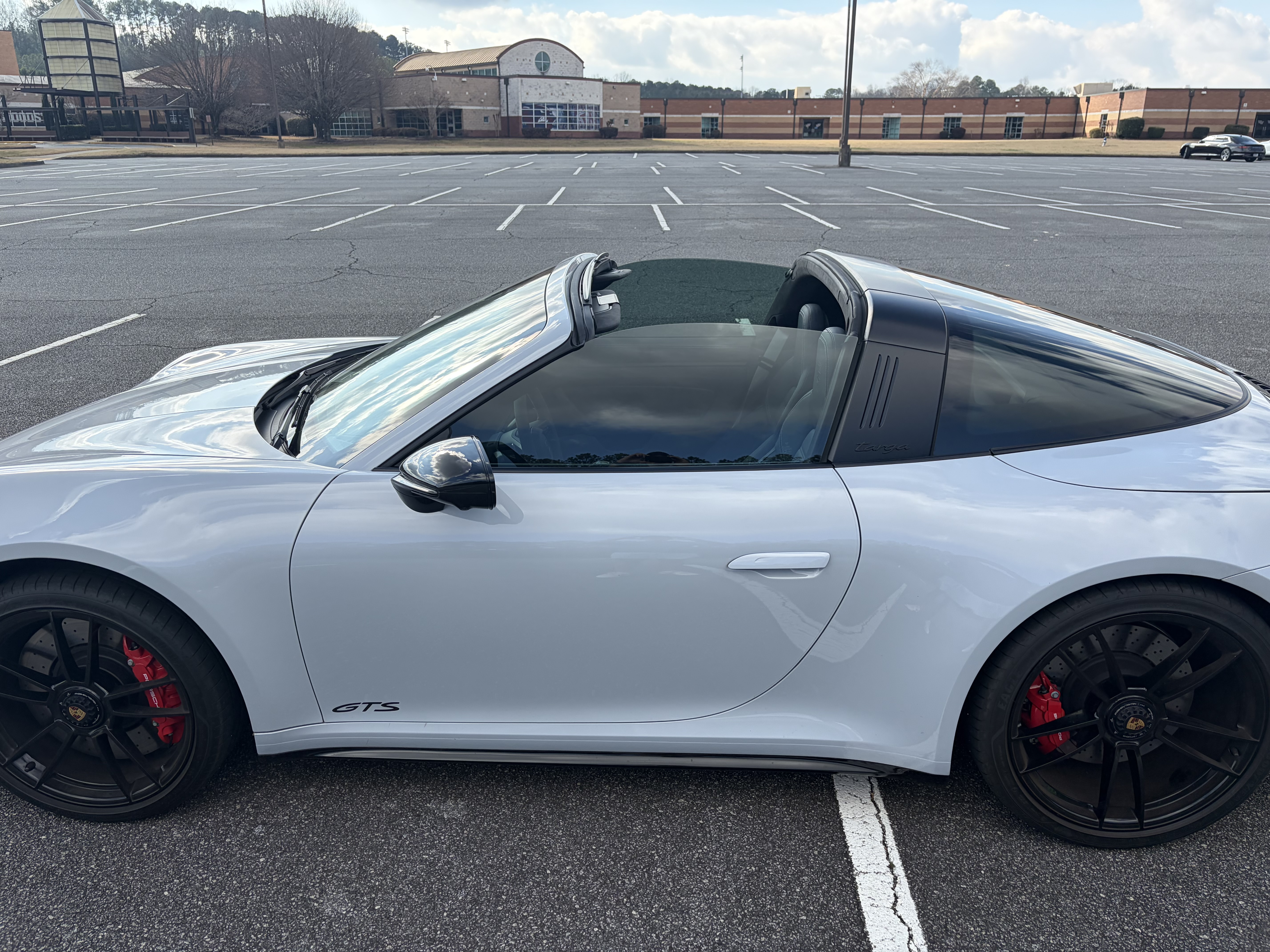 Used 2024 Porsche 911 Targa 4 GTS AWD/4WD image 5