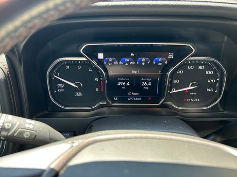 Used 2021 GMC Sierra 1500 AT4 w/ AT4 Premium Package AWD/4WD image 8