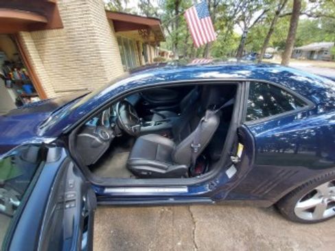 Used 2015 Chevrolet Camaro SS w/ RS Package image 6