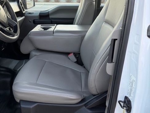 Used 2016 Ford F150 XL w/ Equipment Group 101A Mid image 26