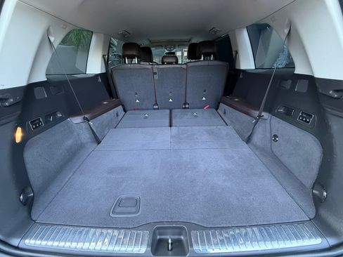 Used 2020 Mercedes-Benz GLS 450 4MATIC image 16