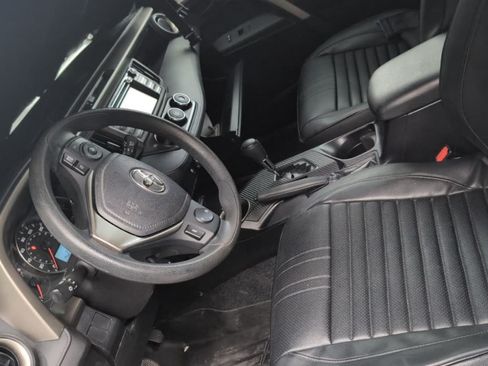 Used 2015 Toyota RAV4 LE image 10