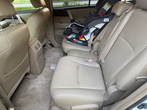 Used 2008 Toyota Highlander 4WD image 6