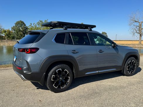 Used 2023 MAZDA CX-50 Meridian Edition w/ Apex Package image 4