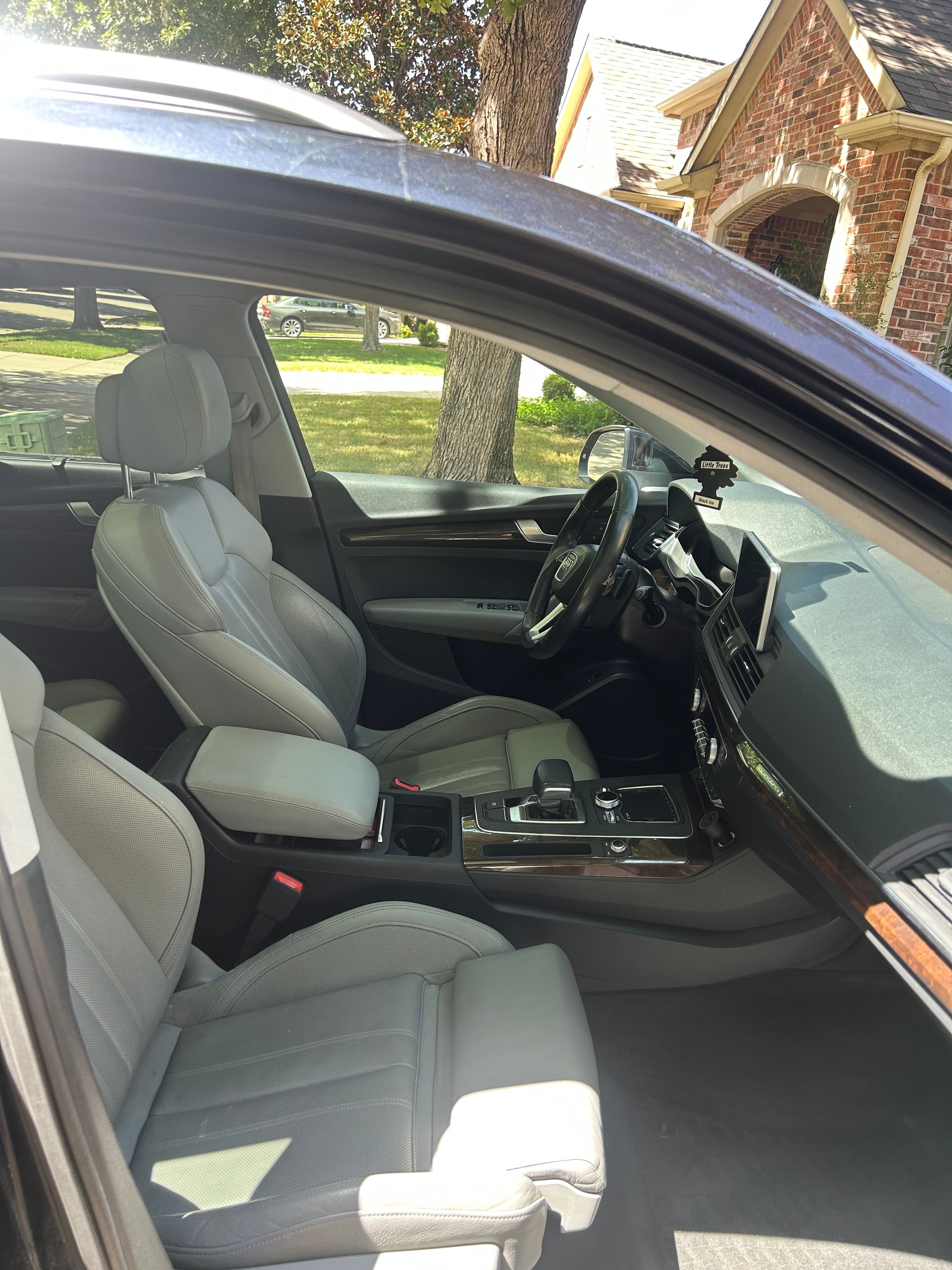 Used 2018 Audi Q5 2.0T Premium Plus w/ Premium Plus Package AWD/4WD image 14
