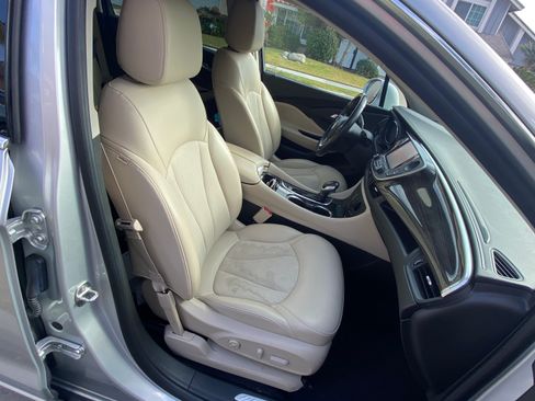 Used 2019 Buick Envision Preferred image 16