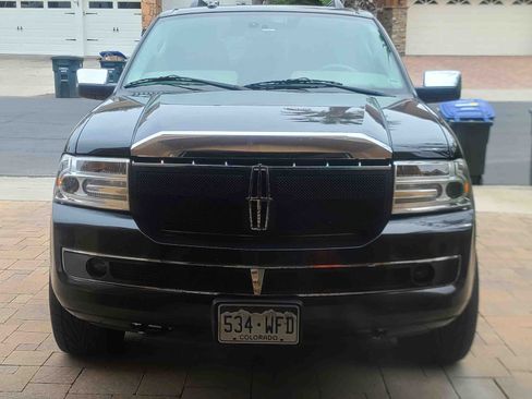 Used 2012 Lincoln Navigator 4WD image 13