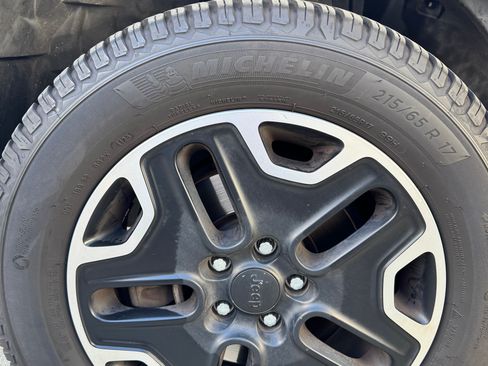 Used 2016 Jeep Renegade Trailhawk image 9