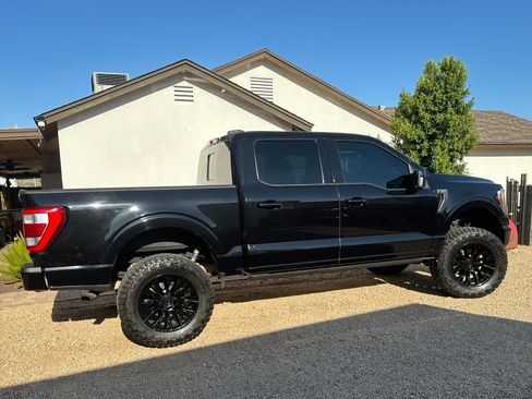 Used 2021 Ford F150 Lariat w/ Equipment Group 502A High AWD/4WD image 2