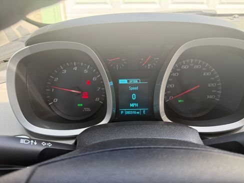 Used 2016 Chevrolet Equinox LS FWD image 9