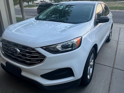Used 2019 Ford Edge SE w/ Cargo Accessory Package AWD/4WD image 1