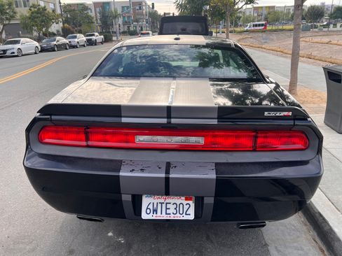 Used 2012 Dodge Challenger SRT8 w/ Premium Sound Group image 2