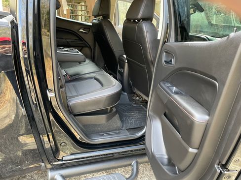 Used 2016 GMC Canyon SLE w/ All Terrain Package image 13