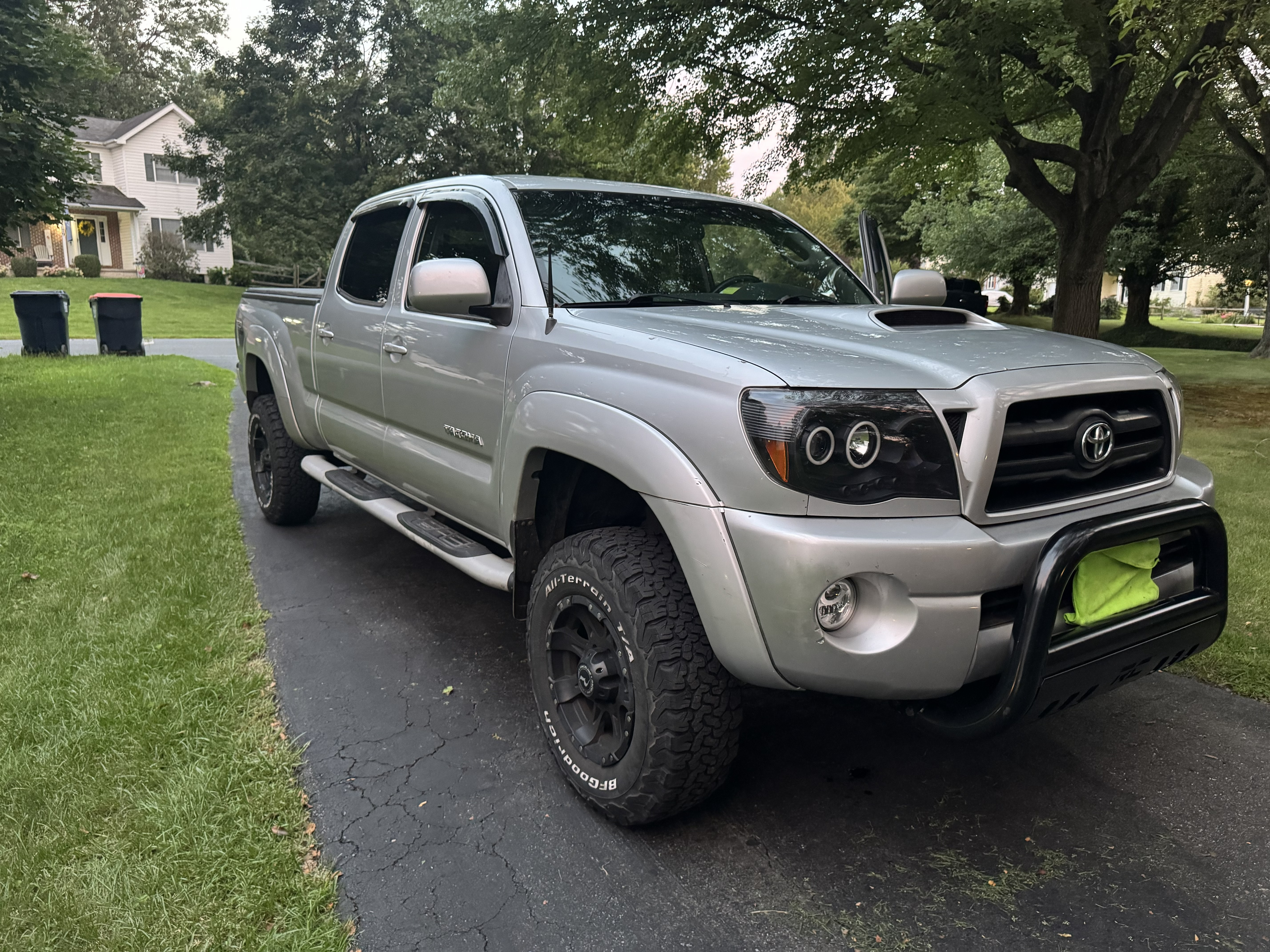 Used 2005 Toyota Tacoma 4x4 Double Cab w/ TRD Sport Pkg #3 image 6