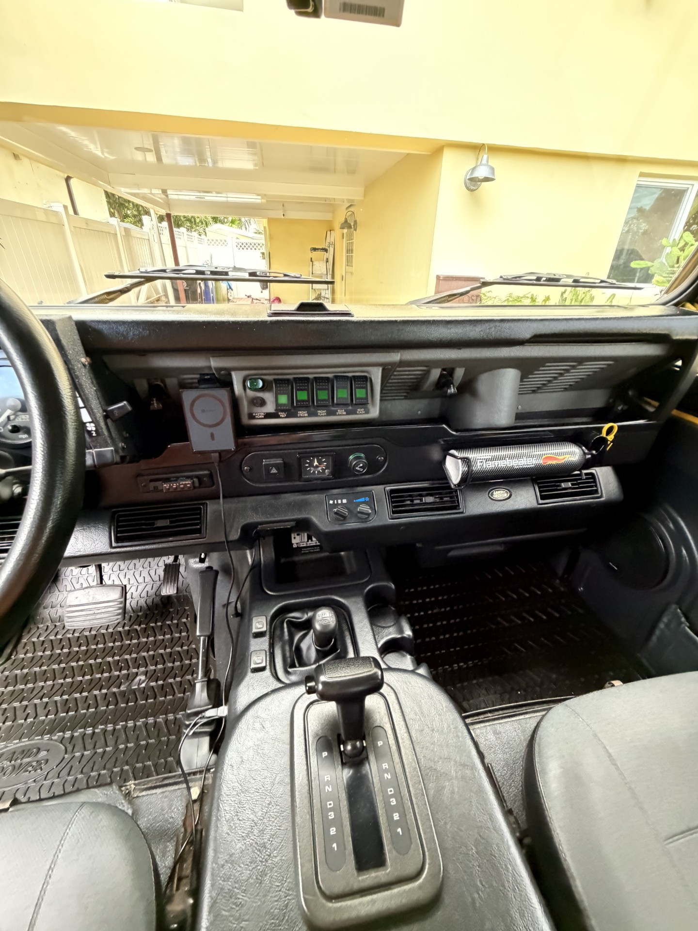 Used 1997 Land Rover Defender 90 AWD/4WD image 14