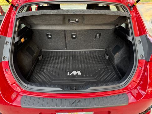 Used 2018 Toyota Corolla iM image 13