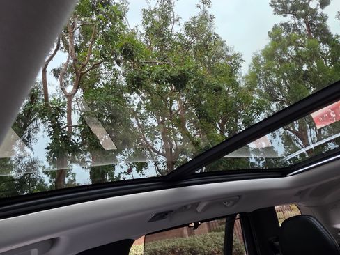 Used 2018 Volvo XC90 T6 Inscription w/ Convenience Package image 12