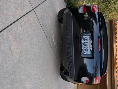 Used 2009 Pontiac Solstice Coupe 2D w/ Premium Package image 5