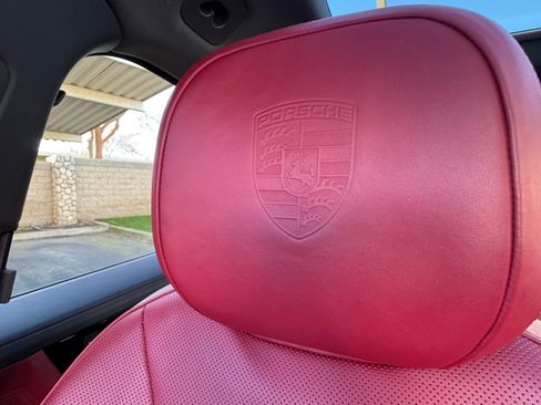 Used 2023 Porsche Cayenne S Platinum image 12