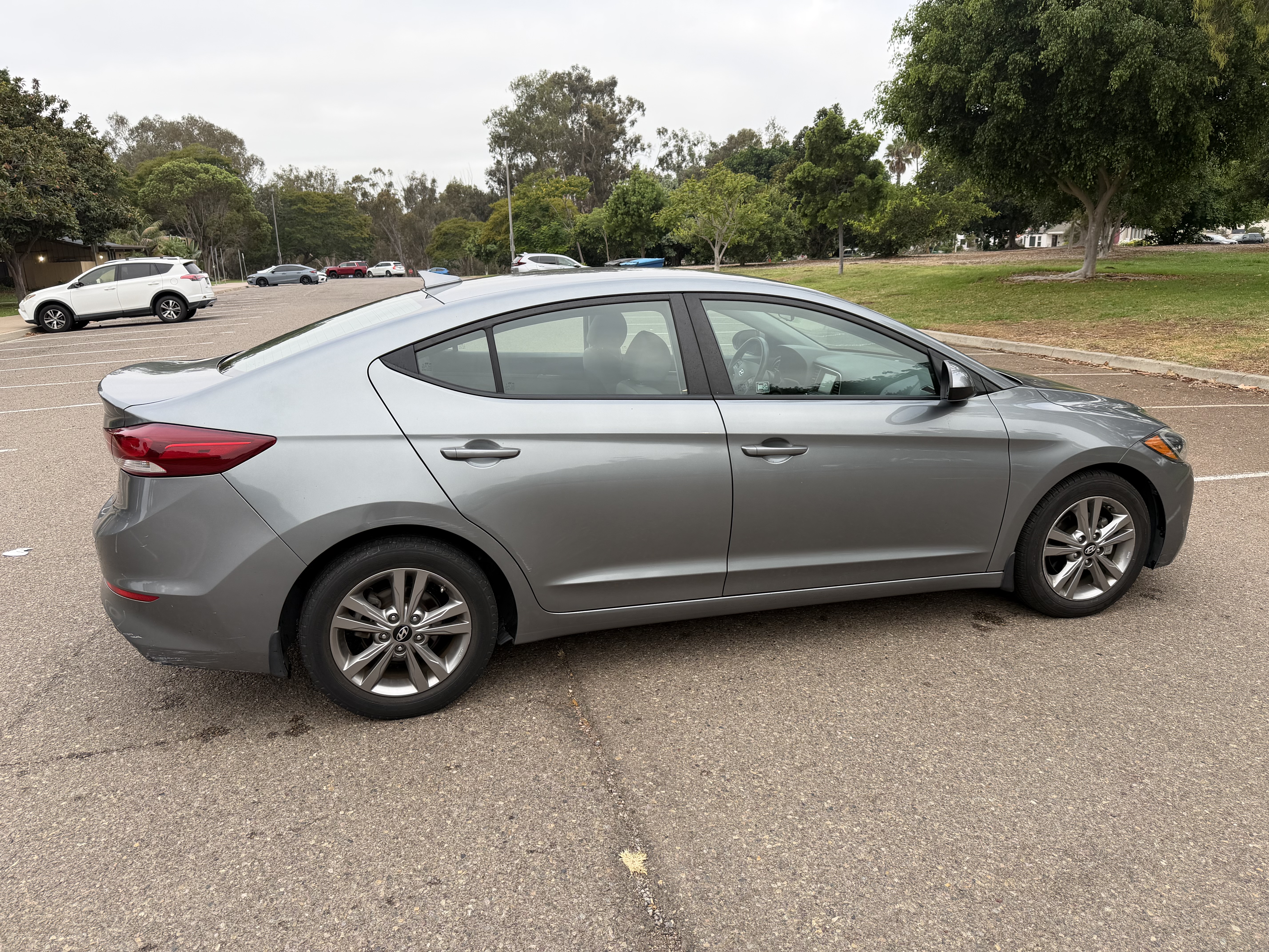 Used 2018 Hyundai Elantra SEL FWD image 12
