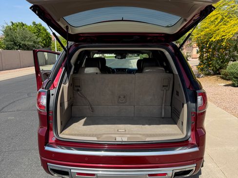 Used 2016 GMC Acadia Denali image 16