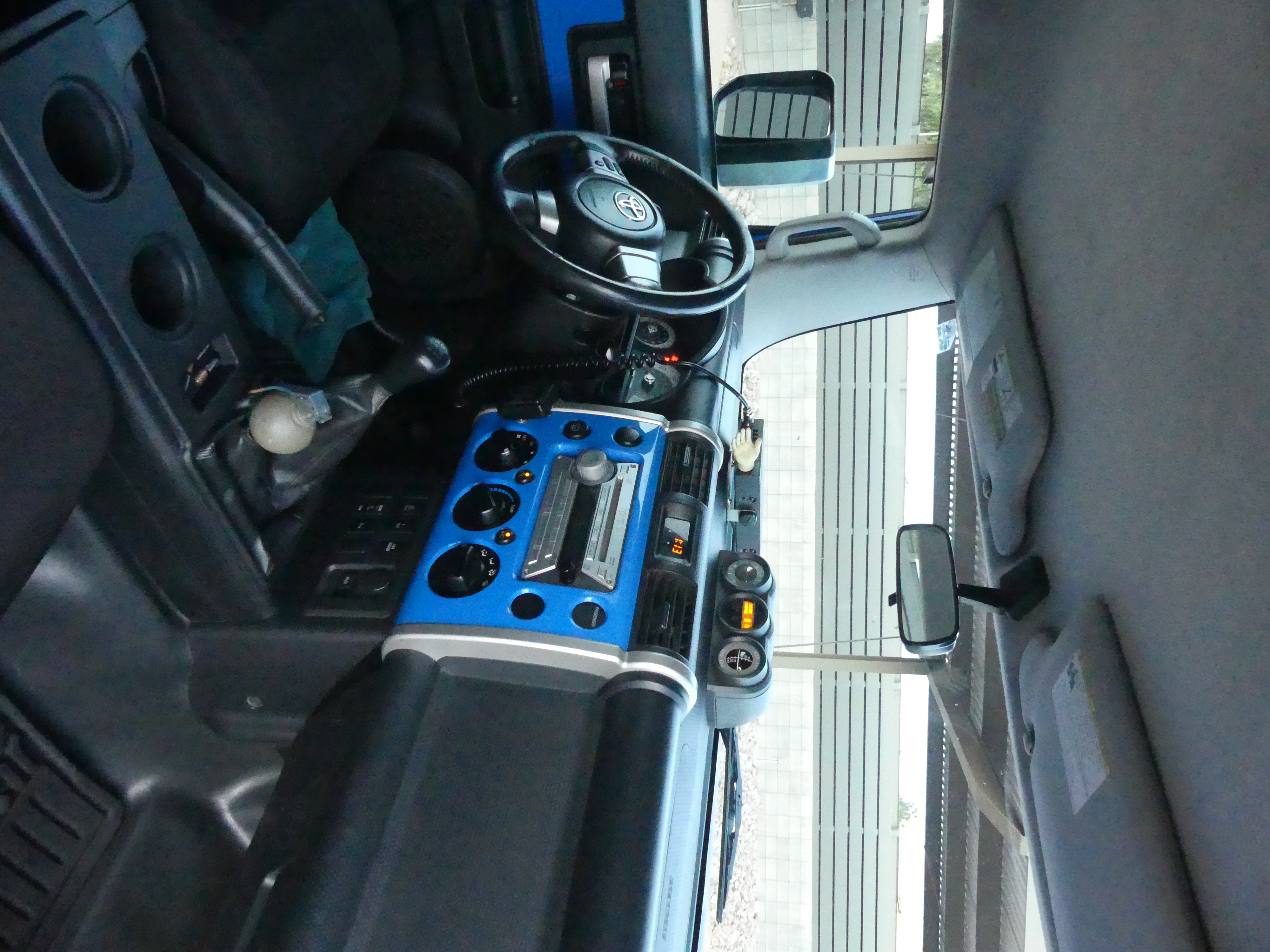 Used 2007 Toyota FJ Cruiser 4WD image 15