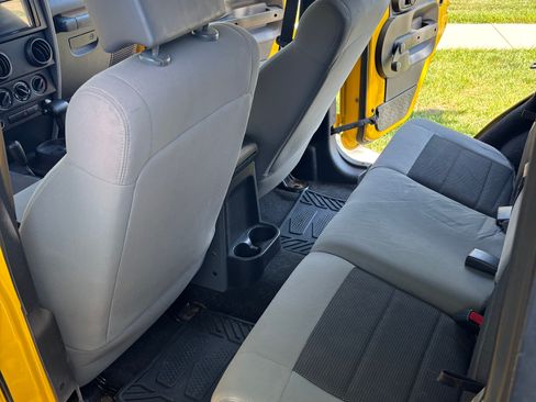 Used 2008 Jeep Wrangler Unlimited X AWD/4WD image 14