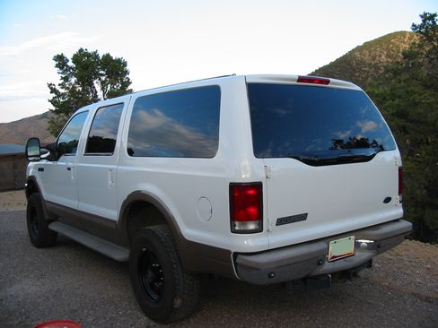 Used 2001 Ford Excursion Limited AWD/4WD image 9