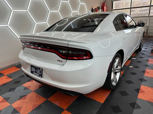 Used 2016 Dodge Charger R/T image 4