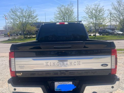 Used 2017 Ford F250 King Ranch w/ King Ranch Ultimate Package image 6
