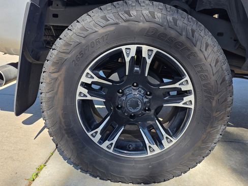 Used 2012 Toyota Tacoma PreRunner w/ TRD Sport Pkg image 12