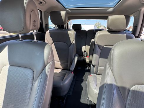 Used 2015 Hyundai Santa Fe Limited w/ Option Group 04 image 9