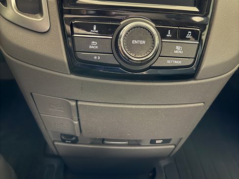 Used 2016 Honda Odyssey EX-L image 22